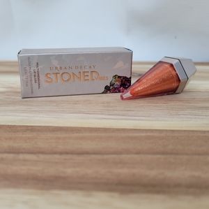 UD Stoned Vibes Multidimensional Lip Gloss